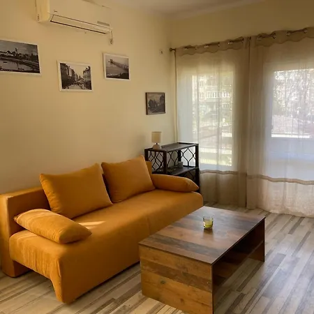 Lusi 6 * Burgas Stad